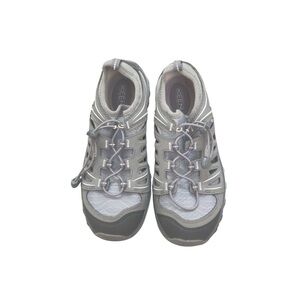 NWOB Keen Gray Outdoor Sneakers Size 8